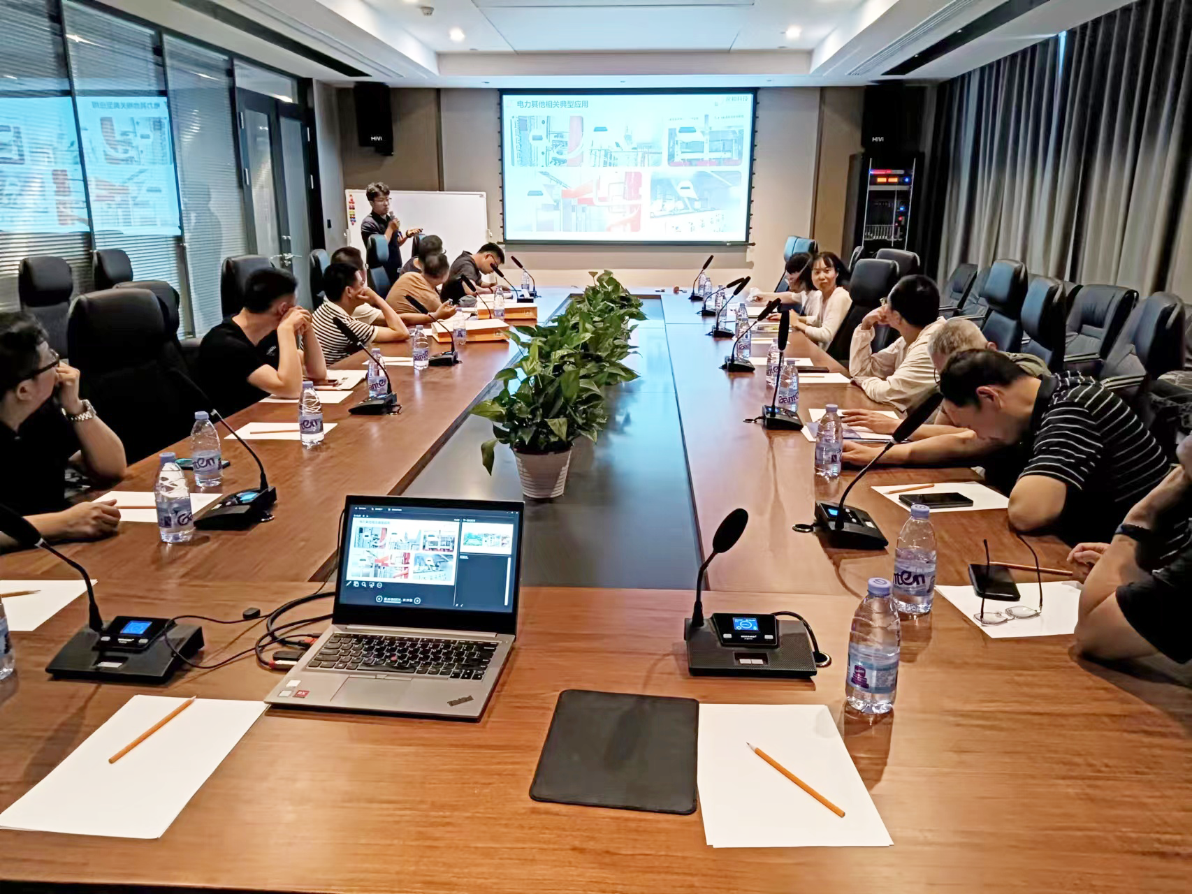 悦和科技电气仪表无源无线在线测温技术交流会在荆州顺利举办(图1) 悦和科技电气仪表无源无线在线测温技术交流会在荆州顺利举办(图1)